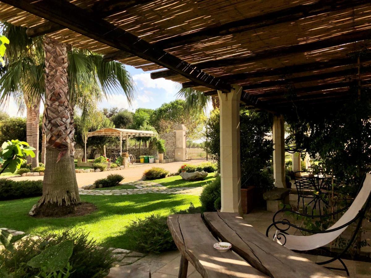 Masseria Casina Montana Corigliano dʼOtranto 外观 照片